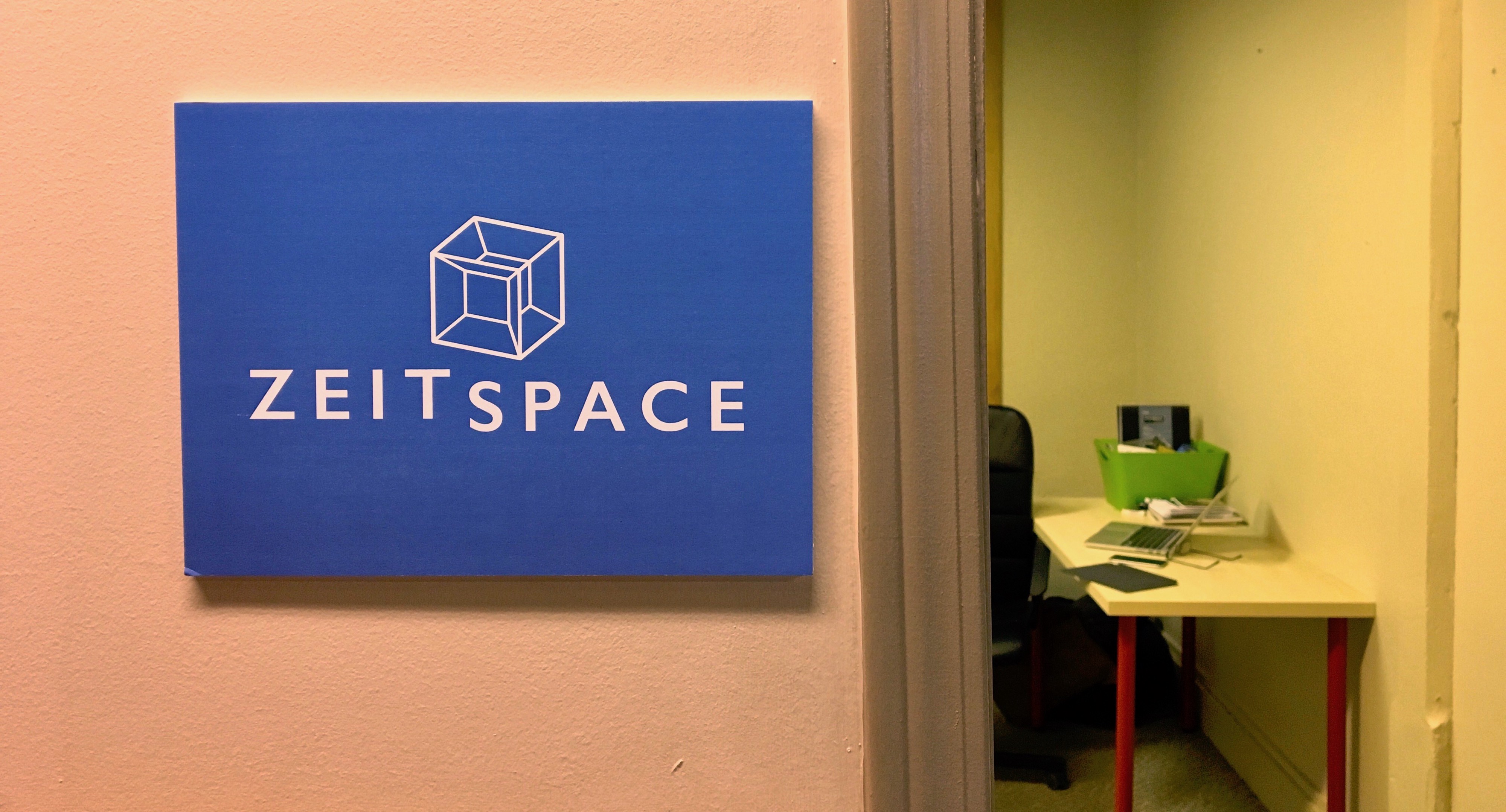 A peak into Zeitspace's first office